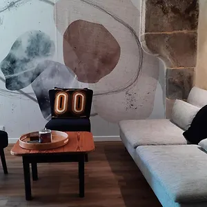 Le Duclos, Rez-de-jardin Centre Apartment